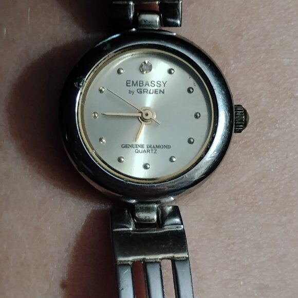Embassy by Gruen diamond quartz watch - Picture 1 of 3